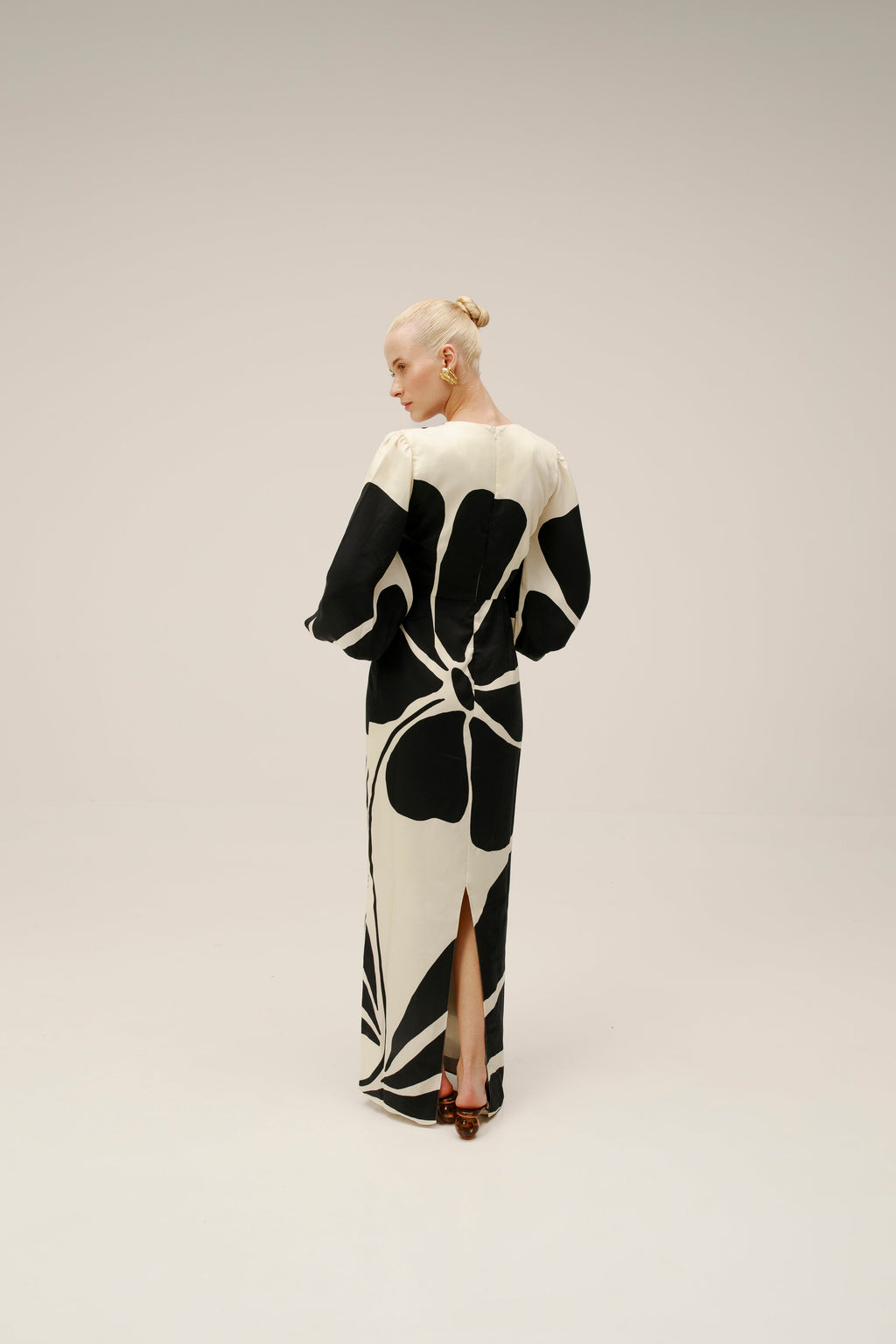 CALA DE LA CRUZ Rafaella Dress, Camellia Black & White