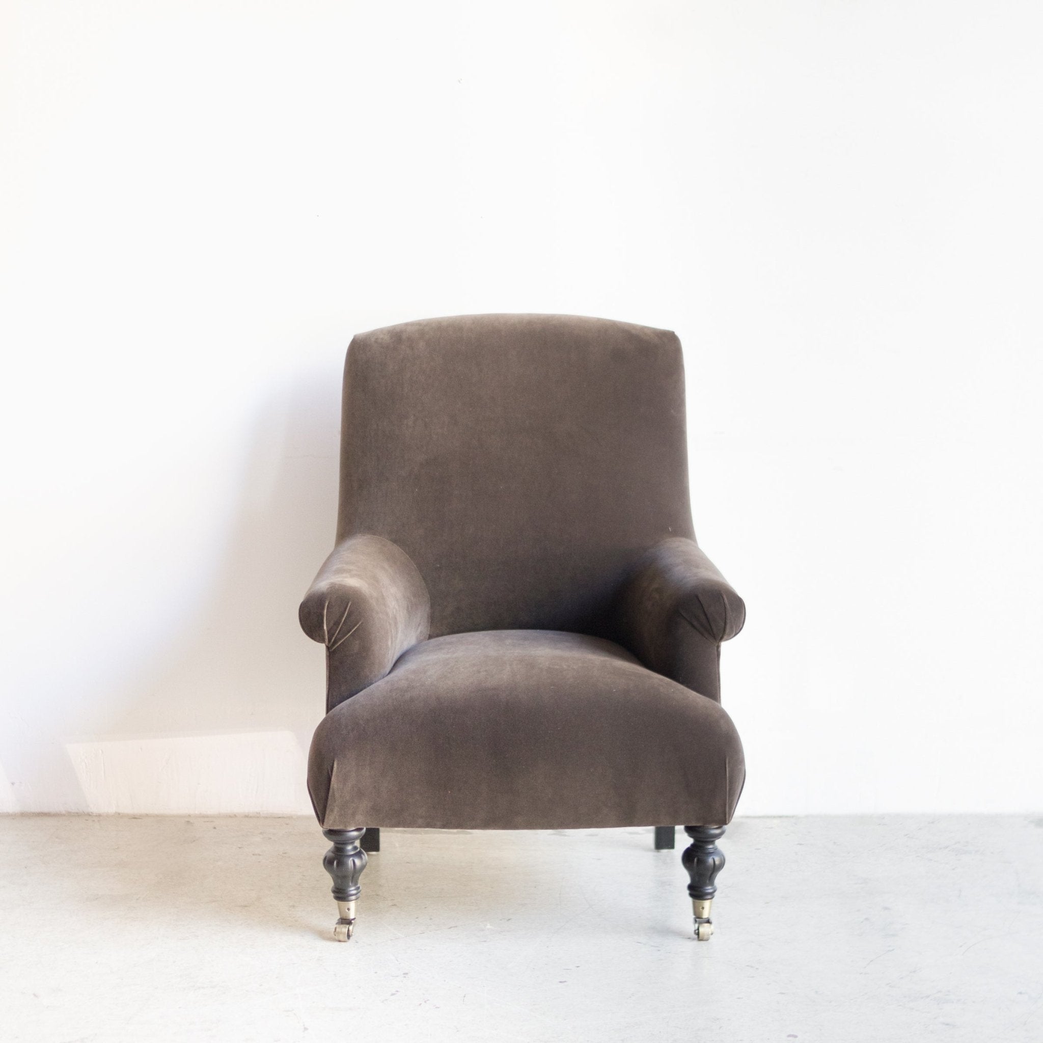 Bellecour Arm Chair | Emile Velvet Chocolate