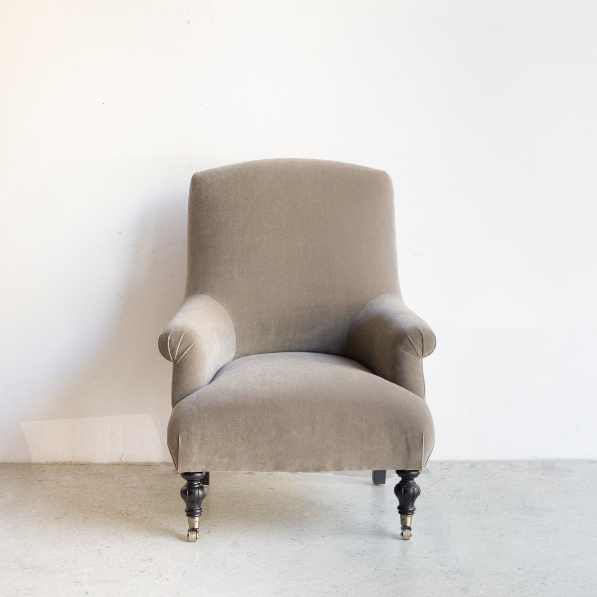 Bellecour Arm Chair and Ottoman